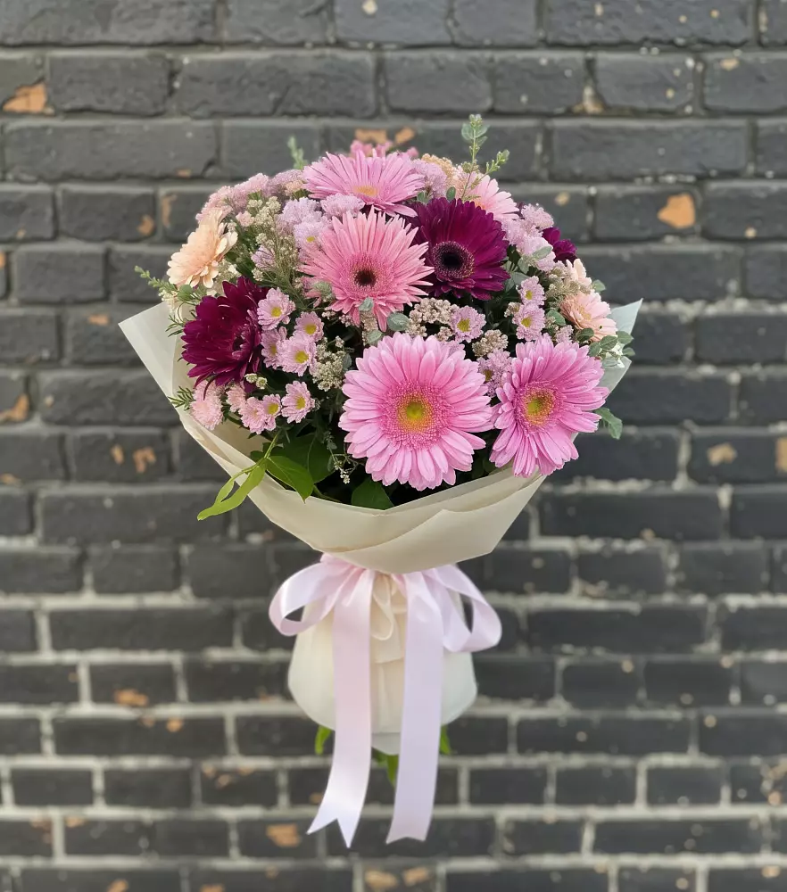 Букет цветов из: Герберы и Хризантемы в Орбельяновке