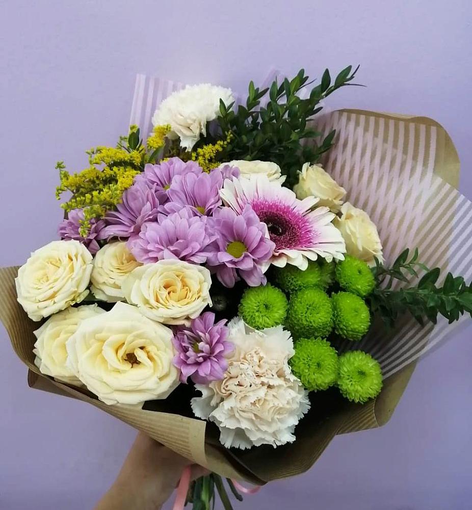 Букет цветов из: Хризантемы, Розы, Гвоздики и Герберы в Орбельяновке